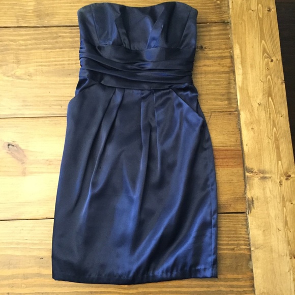 David’s Bridal Navy Strapless Ruched Dress - Picture 2 of 8